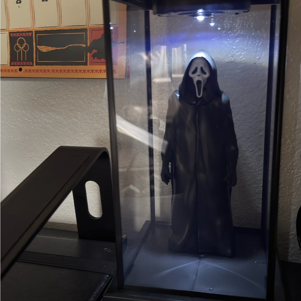 Scream Ghostface Figure - Black Hooded Collectible